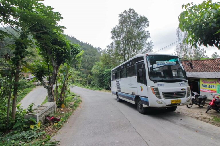 Hadirkan Angkutan Perintis Simak Daftar Rute Damri Di Ponorogo Dan