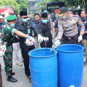 Polres Gelar Pasukan Ops Ketupat Candi Dilanjut Pemusnahan Miras