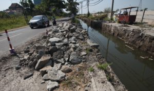Giliran Saluran Air Langenharjo Dikeruk dan Dilebarkan