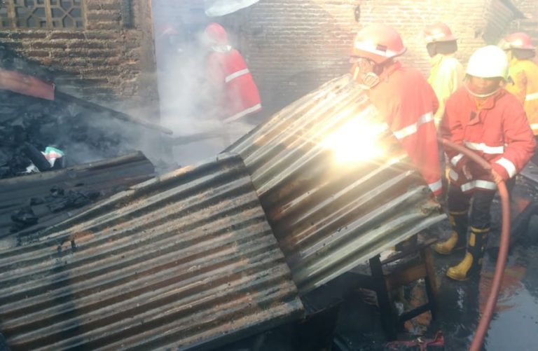 Kebakaran Kembali Terjadi Di Makamhaji Satu Korban Tewas Terbakar