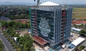 Sudah 92,125%, Pertengahan Desember Proyek Gedung 10 Lantai Selesai