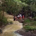 Nenek-Nenek Ditemukan Tewas Hanyut di Sungai Atas Aji Weru