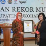 7.622 Ibu dan Anak PAUD Hasilkan Celengan Dari Barang Bekas Raih Muri