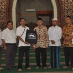 Peringati HUT Ke-72, BPK Salurkan Bantuan ke Masjid-Masjid