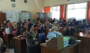 SMKN 6 Sukoharjo Undang Akademisi Gelar Workshop e-Learning Untuk Guru