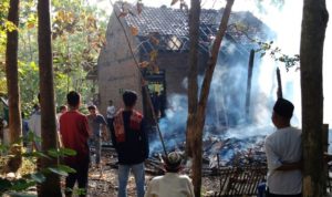 Ditinggal Salat Idul Fitri, Dapur Dwiyanto Ludes Terbakar