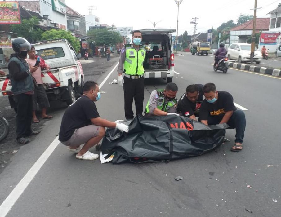 Jatuh di Jalan Ahmad Yani Kartasura, Supadmi Meninggal Terlindas Mobil