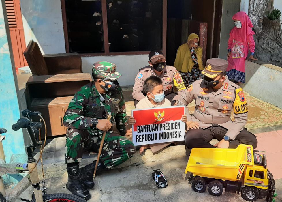 Presiden Jokowi Beri Bantuan Pada Ghifari, Ini Bentuk Bantuannya