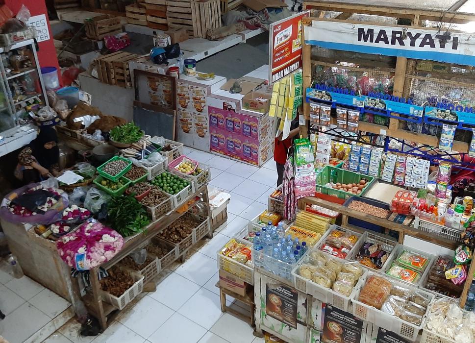 75% Pedagang Pasar Ir Soekarno Sudah Divaksin, Selama PPKM Darurat Pasar Sepi