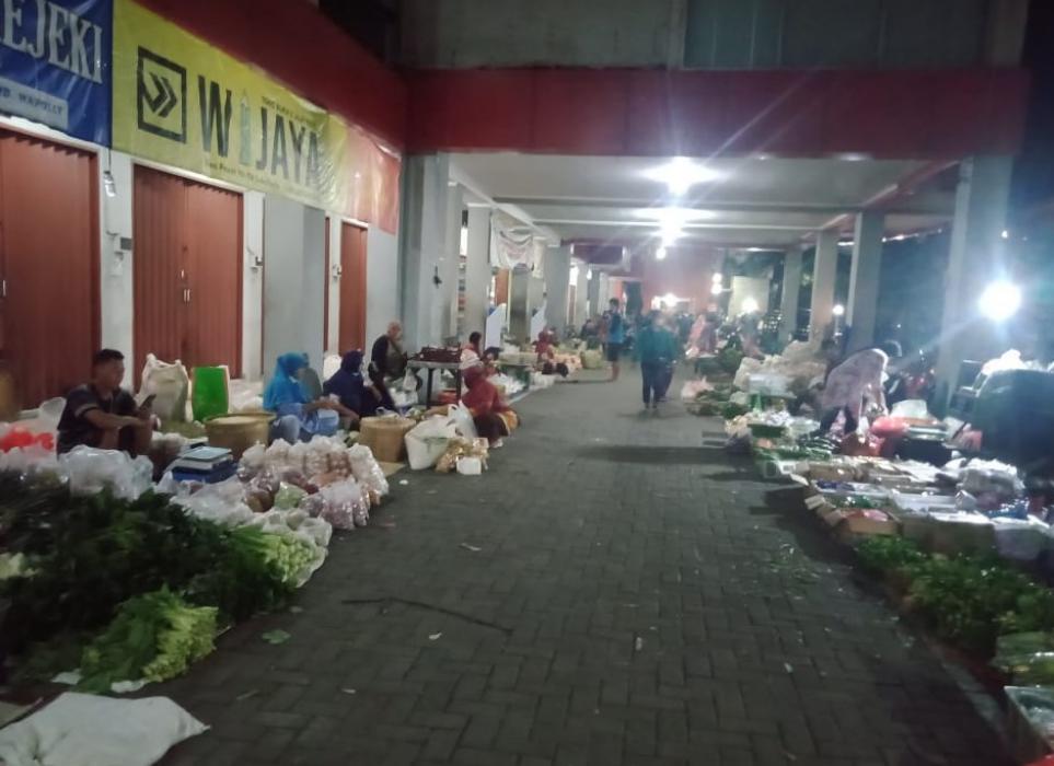 Pasar Pagi di Jalan Jenderal Sudirman Pindah, Masuk ke Pelataran Pasar