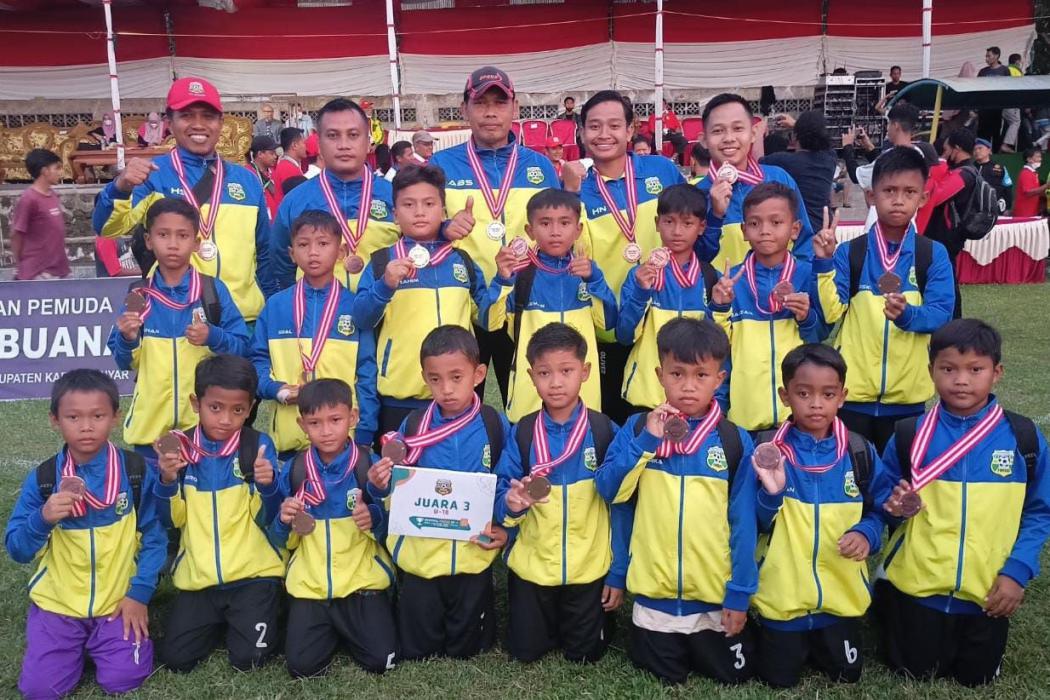 Tim Sepak Bola FORSGI Sukoharjo U10 Raih Juara 3 Piala Gubernur Jateng