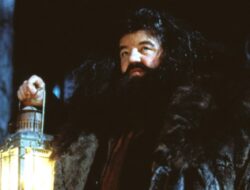 Robbie Coltrane, Aktor Hagrid dalam Waralaba “Harry Potter”, Meninggal pada Usia 72