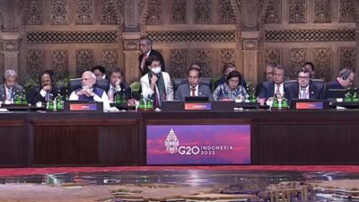 Pimpin Sesi III KTT G20, Jokowi Serukan Penghentian Perang