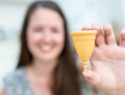 Manfaat dan Resiko Menggunakan Menstrual Cup yang Penting Diketahui