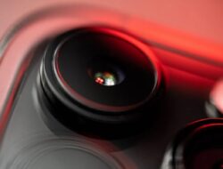 Kamera Periskop Eksklusif untuk Apple iPhone 15 dan iPhone 16 Ultra