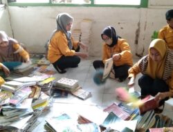 KKN di Kabupaten Grobogan, Mahasiswa Univet Bantara Sukoharjo Revitalisasi Perpustakaan SDN 1 Jambangan
