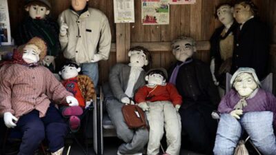 Mengintip Potret Desa Unik di Jepang yang Lebih Banyak Dihuni Boneka Ketimbang Manusia
