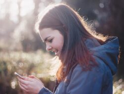 Cara Ampuh untuk Menghilangkan Kecanduan Bermain Handphone