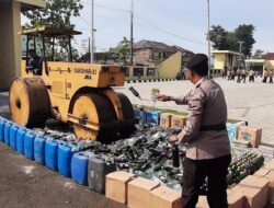 Ribuan Liter Miras Dimusnahkan, Hasil Operasi Polres Sukoharjo Sejak Januari 2023