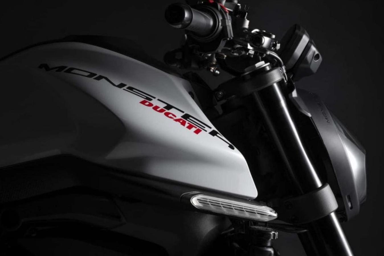 Ducati Monster 2024 Resmi Meluncur, Cek Spesifikasi dan Harganya