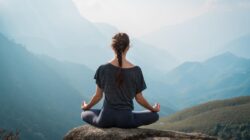 Dipercaya Dapat Mengurangi Stress, Simak Manfaat Lain dari Meditasi