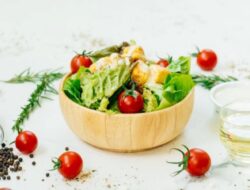 Bikin Kenyang, ini Resep Salad ala Mediterania yang Cocok Buat Pejuang Diet
