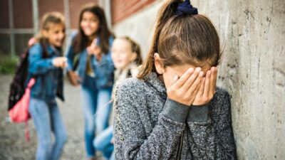 Orang Tua Perlu Tahu, Berikut Tanda Anak yang Mengalami Perundungan