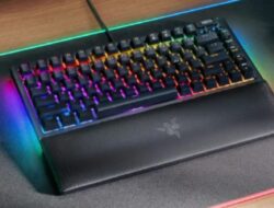 Keyboard Razer BlackWidow V4 75% TKL Diluncurkan dengan Sakelar Taktil Oranye, Ini Harganya