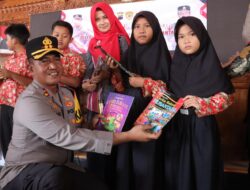 Aksi Polres Sukoharjo Bagikan Seribu Buku, Ternyata Ini Tujuannya