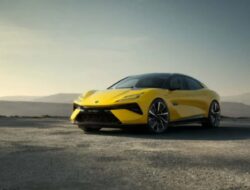 Lotus Emeya Electric Baru memiliki Heads-Up Display Augmented Raksasa Berukuran 55 Inci