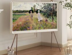 Smart TV Hisense Ini Lebih Terlihat Seperti Hiasan untuk Ruang Tamu Anda