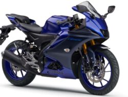 Yamaha Resmi Meluncurkan YZF-R125 dan YZF-R15 2023
