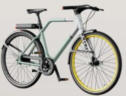 Sepeda Listrik Terbaru Mini Dilengkapi GPS Bawaan dan Motor 250 Watt