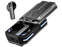 Earphone boAt Immortal Katana Blade dengan Desain Casing Unik, Baterai 50 Jam Diluncurkan