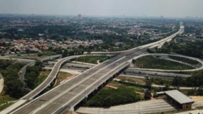Sambut Libur Nataru, Kementerian PUPR Pastikan Jalan Nasional dan Jalan Tol Operasional Sudah Siap