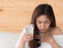 Penyebab dan Cara Mengatasi Cegukan yang Terus Menerus