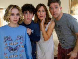 Review ‘Family Switch’: Jennifer Garner dan Ed Helms dalam Komedi Tukar Tubuh Empat Arah yang Lebih Berat Daripada Lucu