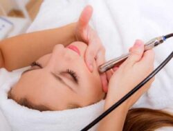 Ketahui Apa Itu Dermaplaning, Manfaat Hingga Resikonya
