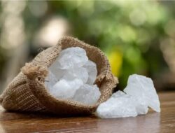 Manfaat Tawas Untuk Kesehatan Wajah dan Kulit