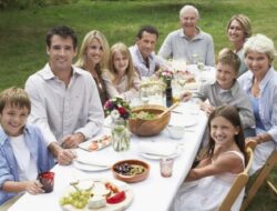 Menjalin Hubungan Keluarga yang Harmonis dan Sehat, Ini Kuncinya