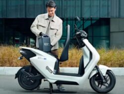 Layanan Berbagi Baterai yang Mengubah Permainan Gachaco untuk Skuter Listrik di Jepang