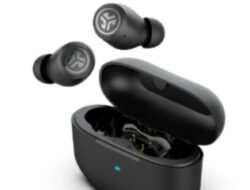 Earbud JLab JBuds ANC 3 TWS dengan Smart ANC dan Masa Pakai Baterai 42 Jam Diluncurkan