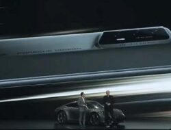 Honor Meluncurkan Desain Porsche Magic V2 RSR Lipat dengan CPU Snapdragon Khusus, RAM 16 GB, dan ROM 1 TB