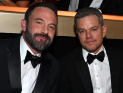 Ben Affleck Akan Mengarahkan Matt Damon dalam Film Thriller Penculikan ‘Animals’ untuk Netflix