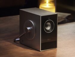 Proyektor LG CineBeam Qube Diluncurkan dengan Proyeksi 4K 120 Inci