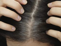 Tidak Percaya Diri Karena Rambut Mulai Beruban? Cegah dengan Cara Ini!
