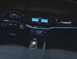 Jeep Luncurkan Interior Berteknologi Tinggi pada Electric Wagoneer S