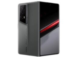 MWC 2024: Honor Magic V2 RSR Hadir di Pasar Global