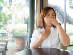 Menjadi Sering Bersendawa? Ternyata Ini Penyebabnya!