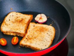 Tinggalkan Kebiasaan Memasak Roti Panggang Diatas Api Gas, Inilah Alasannya!